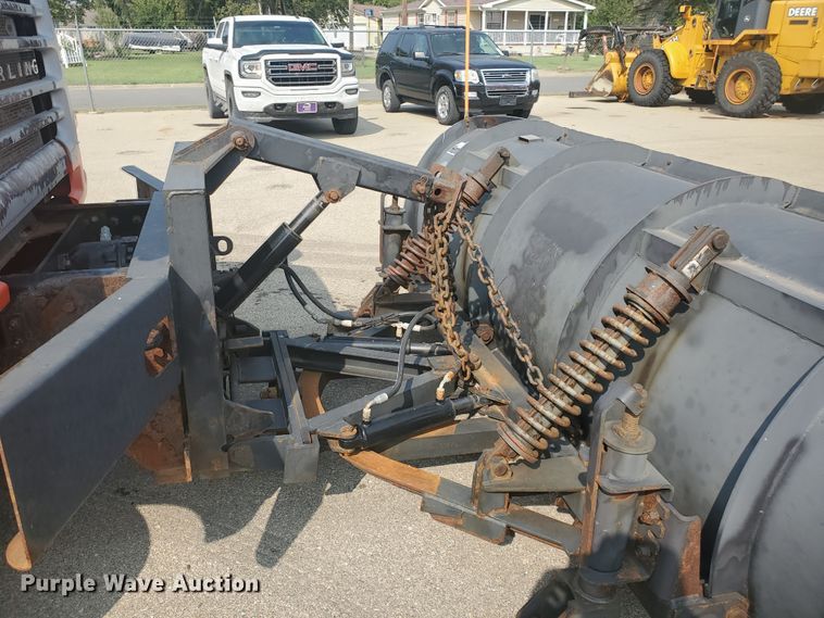 image for item DE4526 2006 Sterling LT7500  dump truck