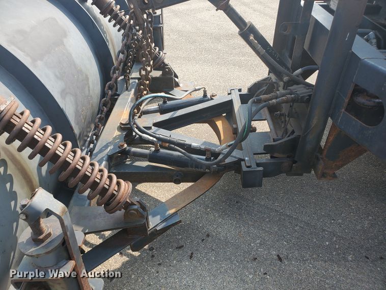 image for item DE4526 2006 Sterling LT7500  dump truck