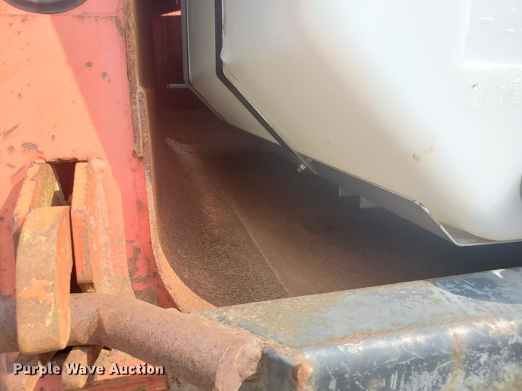 image for item DE4526 2006 Sterling LT7500  dump truck