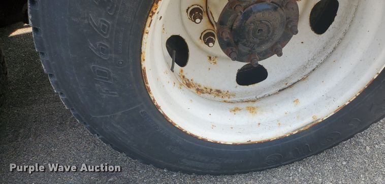 image for item DE4526 2006 Sterling LT7500  dump truck