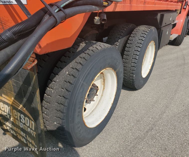 image for item DE4526 2006 Sterling LT7500  dump truck