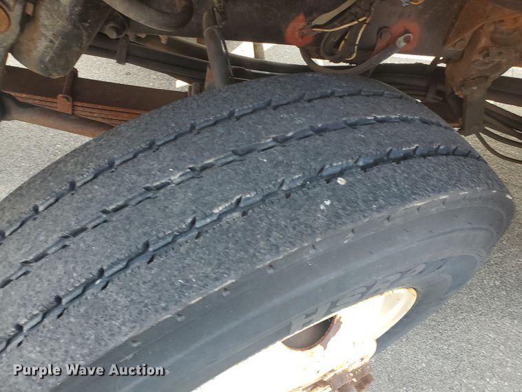 image for item DE4526 2006 Sterling LT7500  dump truck