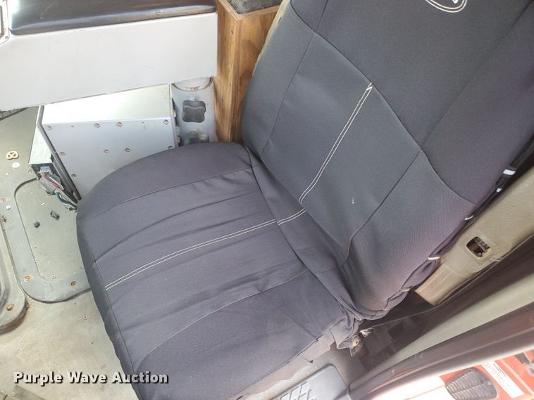 image for item DE4527 2006 Sterling LT7500  dump truck