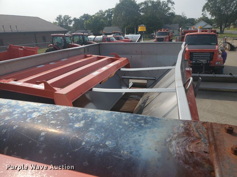 image for item DE4527 2006 Sterling LT7500  dump truck