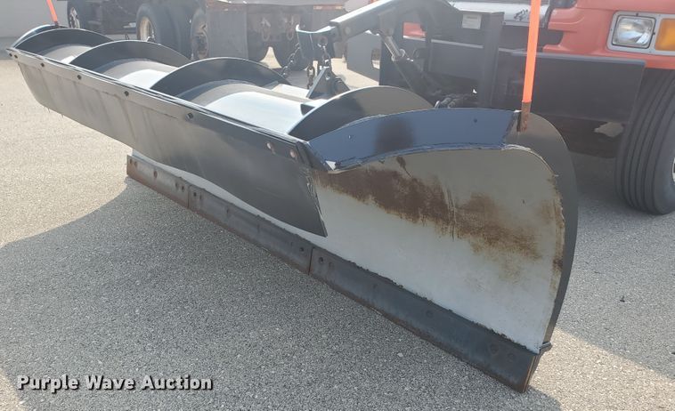 image for item DE4527 2006 Sterling LT7500  dump truck