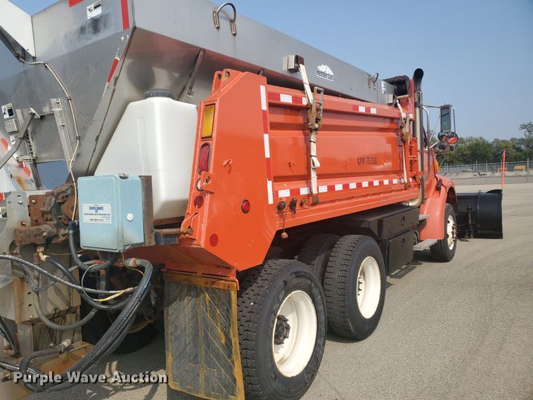 image for item DE4527 2006 Sterling LT7500  dump truck