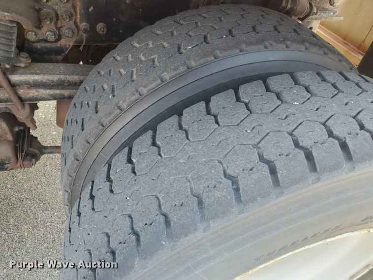 image for item DE4527 2006 Sterling LT7500  dump truck