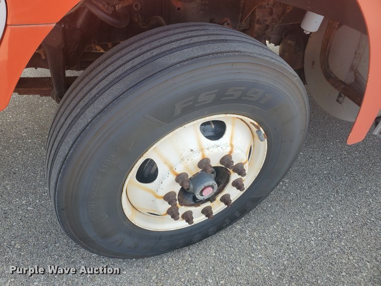 image for item DE4527 2006 Sterling LT7500  dump truck