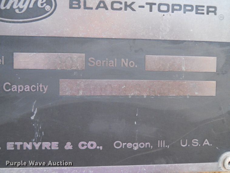 image for item DE4528 1998 Ford F800  oil distributor truck