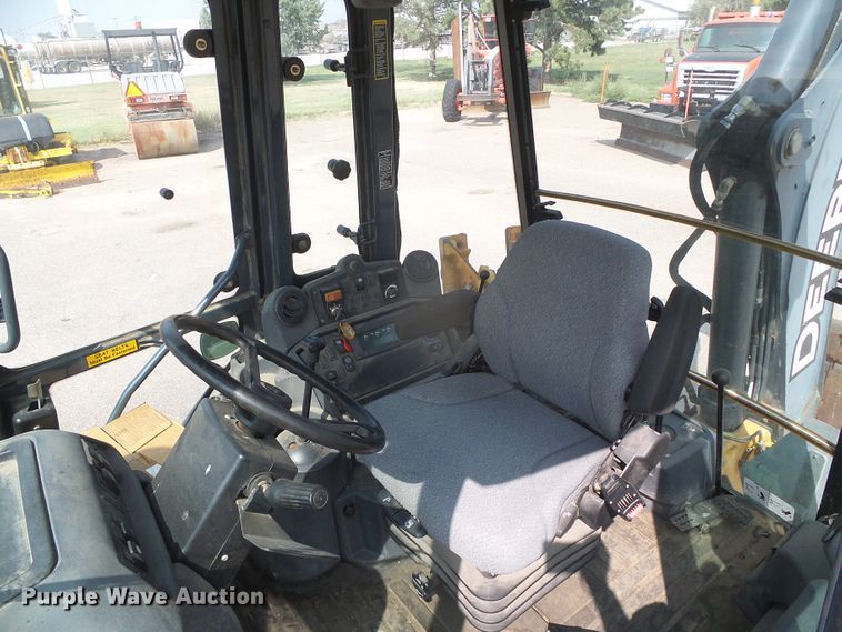 image for item DG8249 2008 John Deere 310J  backhoe