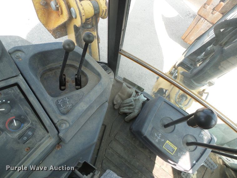 image for item DG8249 2008 John Deere 310J  backhoe