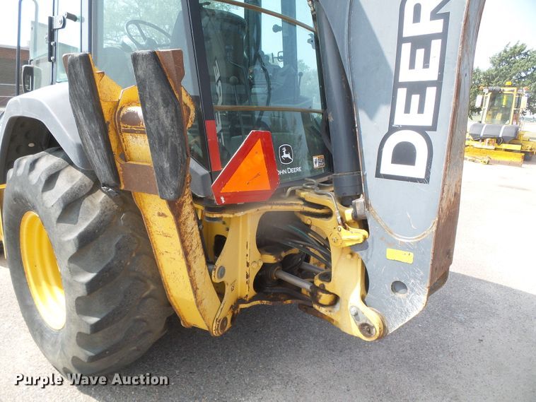 image for item DG8249 2008 John Deere 310J  backhoe