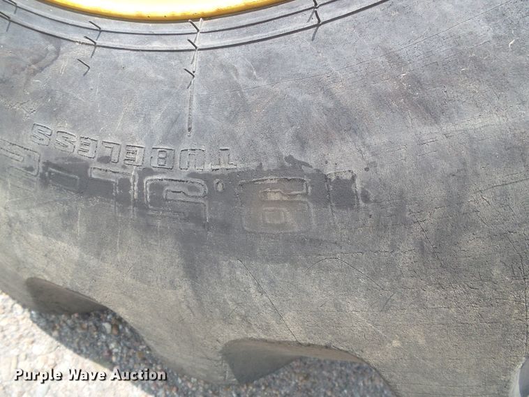 image for item DG8249 2008 John Deere 310J  backhoe