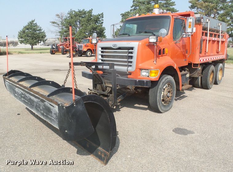 image for item DG8250 2003 Sterling LT7500  dump truck
