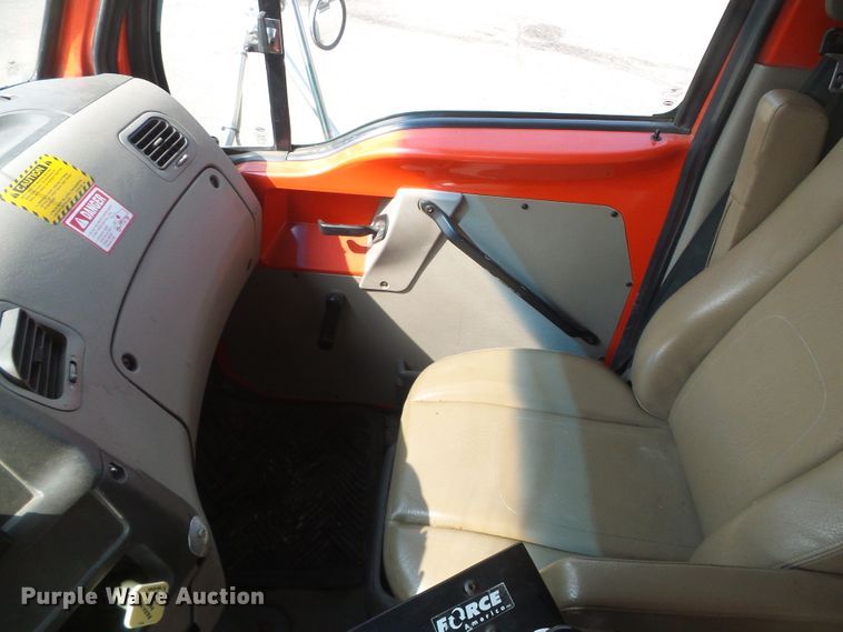 image for item DG8250 2003 Sterling LT7500  dump truck