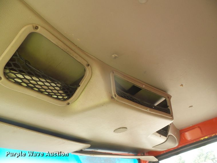 image for item DG8250 2003 Sterling LT7500  dump truck