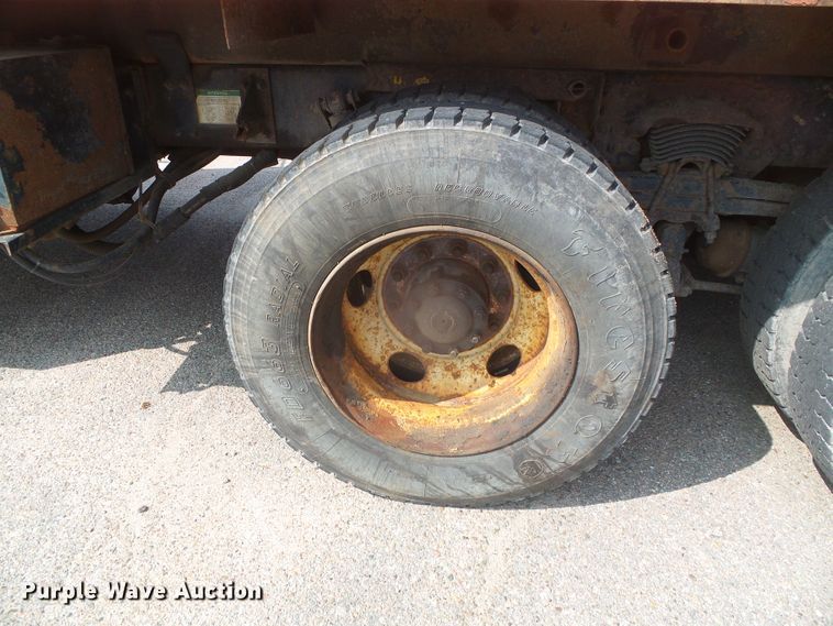 image for item DG8250 2003 Sterling LT7500  dump truck