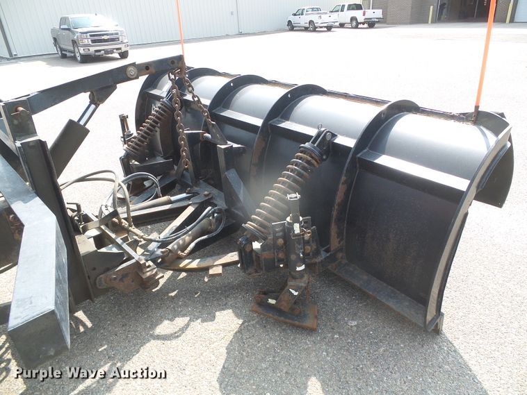 image for item DG8250 2003 Sterling LT7500  dump truck