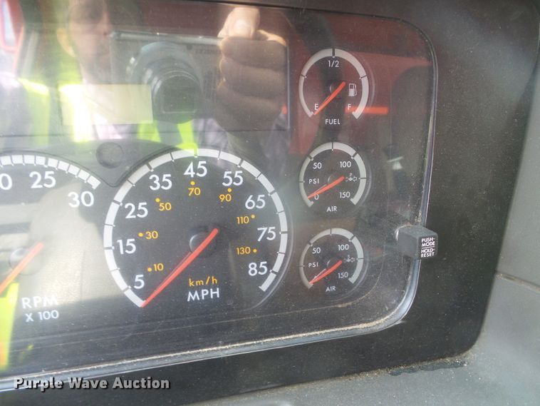 image for item DG8251 2003 Sterling LT7500  dump truck