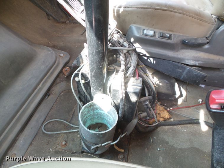 image for item DG8253 2003 Sterling LT7500  dump truck