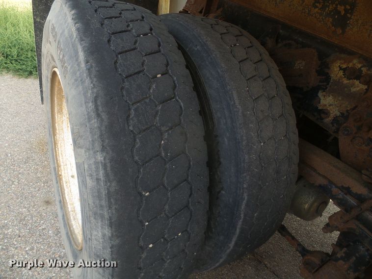 image for item DG8253 2003 Sterling LT7500  dump truck