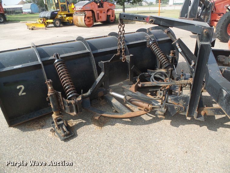 image for item DG8253 2003 Sterling LT7500  dump truck