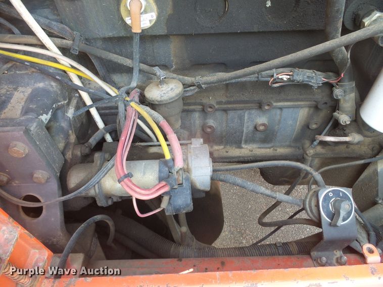 image for item DG8254 2000 Champion 710A  motor grader