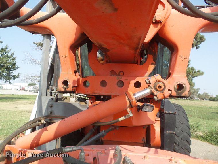 image for item DG8254 2000 Champion 710A  motor grader