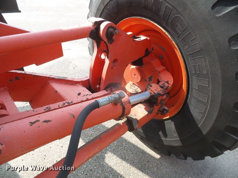 image for item DG8254 2000 Champion 710A  motor grader