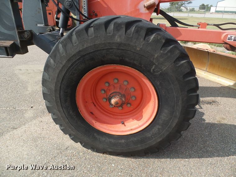 image for item DG8254 2000 Champion 710A  motor grader