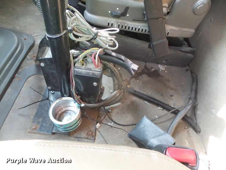 image for item DG8257 2003 Sterling LT7500  dump truck