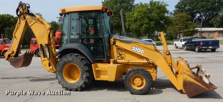 image for item DJ6767 2004 John Deere 310G  backhoe