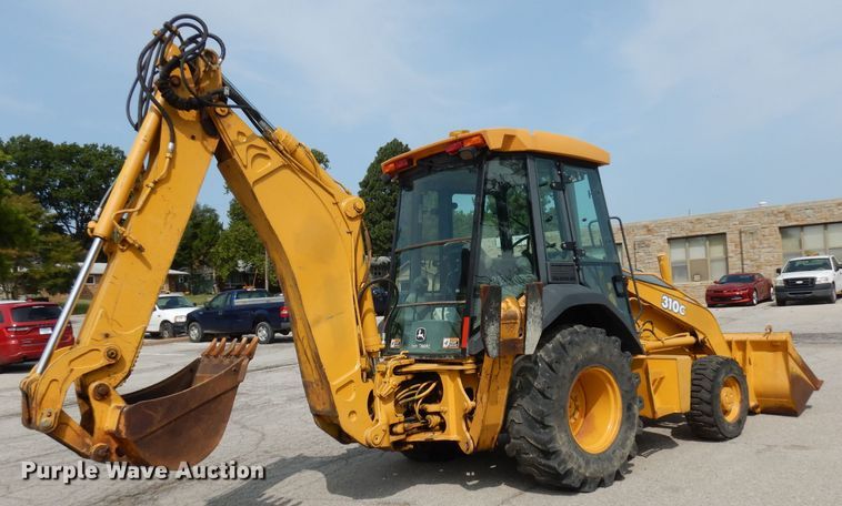 image for item DJ6767 2004 John Deere 310G  backhoe