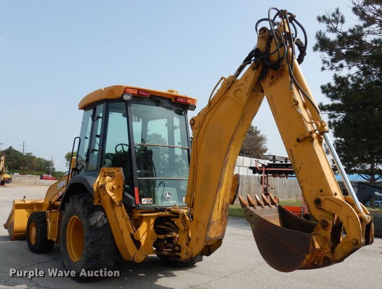 image for item DJ6767 2004 John Deere 310G  backhoe