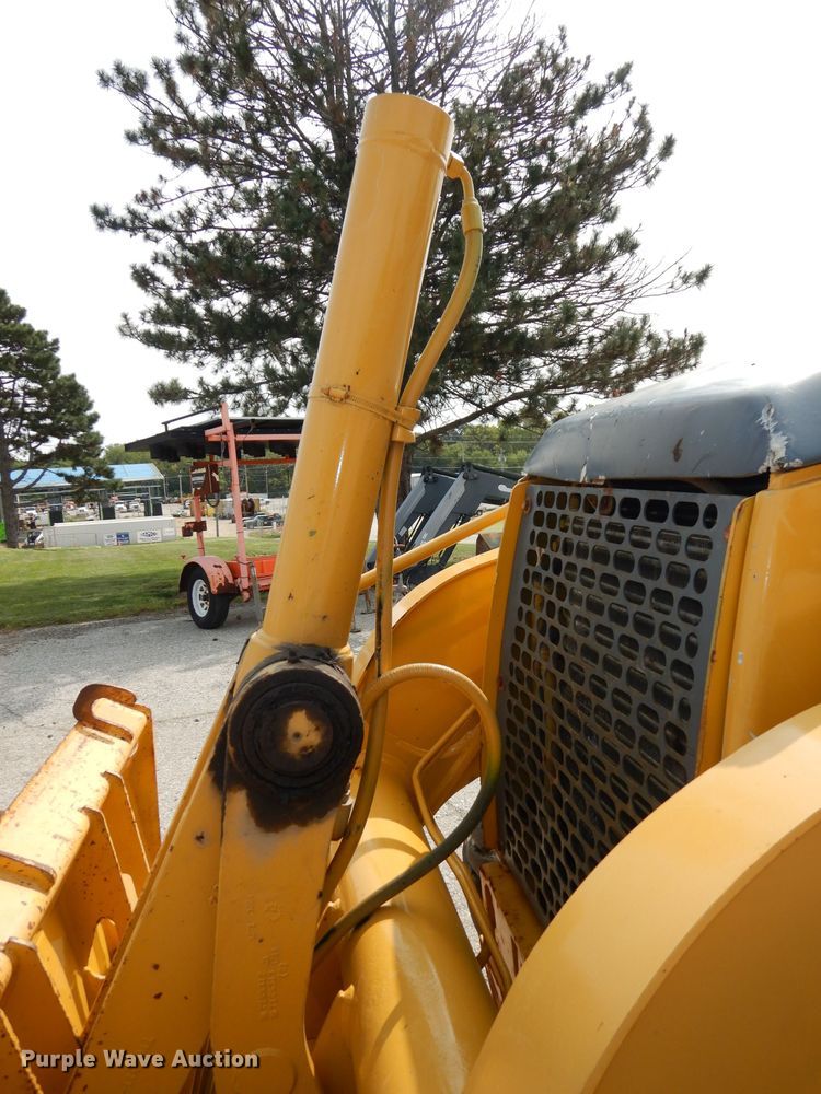 image for item DJ6767 2004 John Deere 310G  backhoe