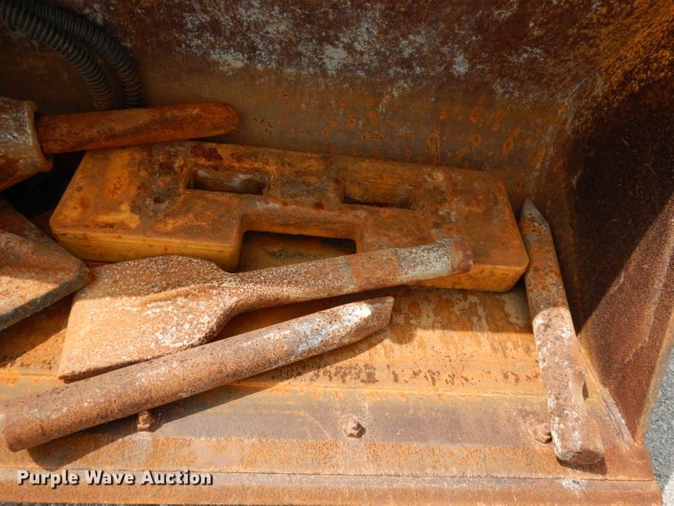 image for item DJ6767 2004 John Deere 310G  backhoe