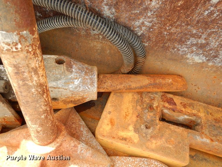 image for item DJ6767 2004 John Deere 310G  backhoe