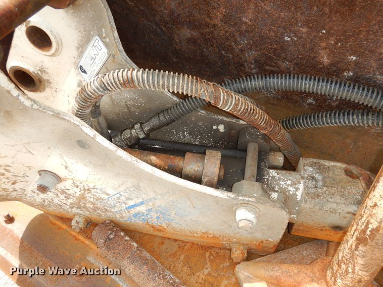 image for item DJ6767 2004 John Deere 310G  backhoe