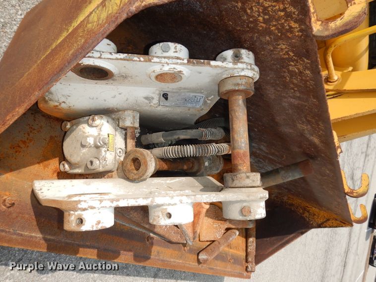 image for item DJ6767 2004 John Deere 310G  backhoe