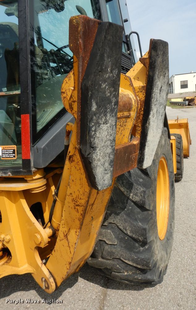 image for item DJ6767 2004 John Deere 310G  backhoe