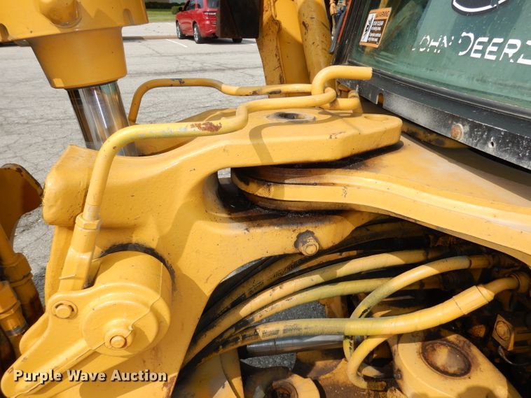 image for item DJ6767 2004 John Deere 310G  backhoe