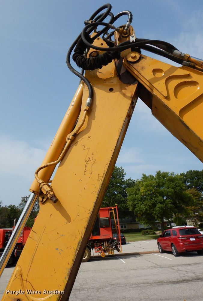 image for item DJ6767 2004 John Deere 310G  backhoe