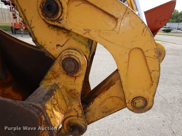 image for item DJ6767 2004 John Deere 310G  backhoe