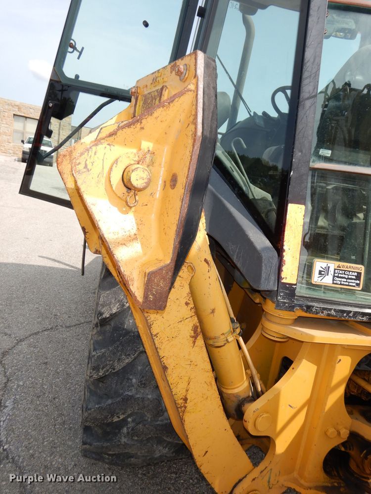 image for item DJ6767 2004 John Deere 310G  backhoe