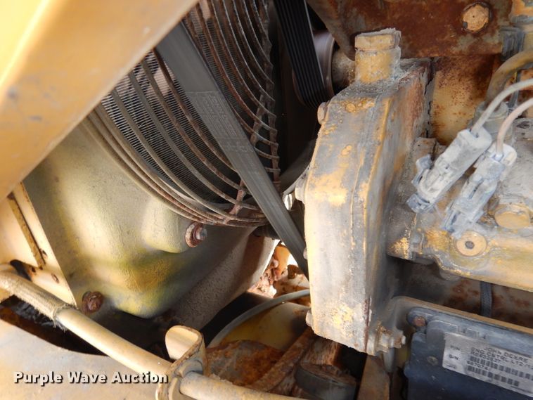 image for item DJ6767 2004 John Deere 310G  backhoe