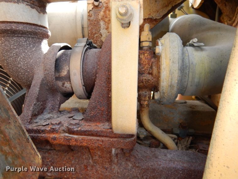 image for item DJ6767 2004 John Deere 310G  backhoe