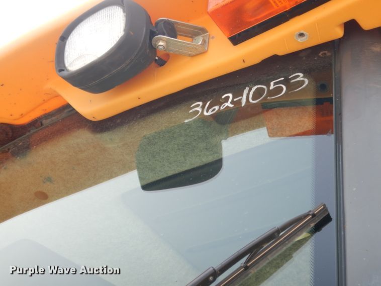 image for item DJ6767 2004 John Deere 310G  backhoe