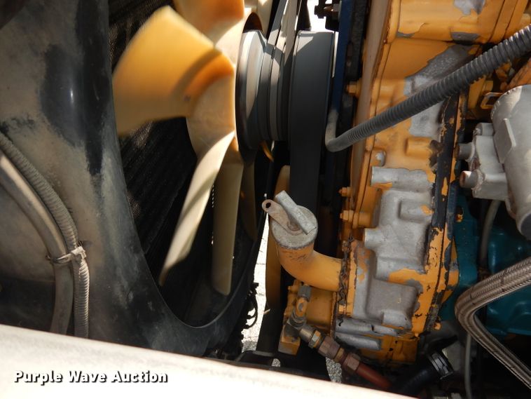 image for item DJ6770 2003 Sterling LT9500  Semi truck