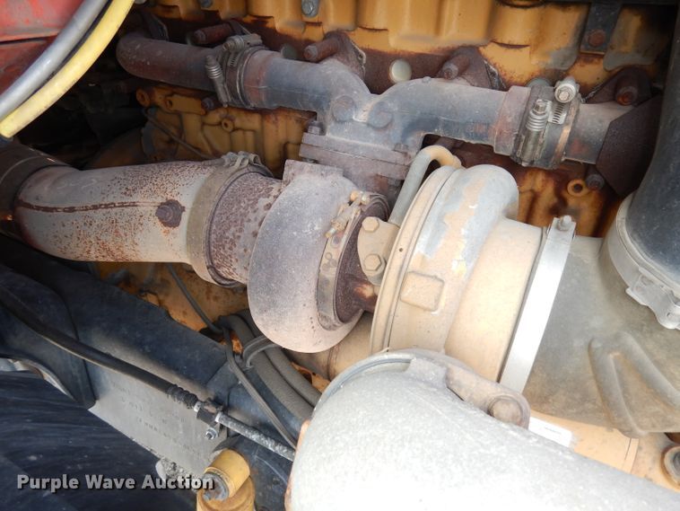 image for item DJ6770 2003 Sterling LT9500  Semi truck