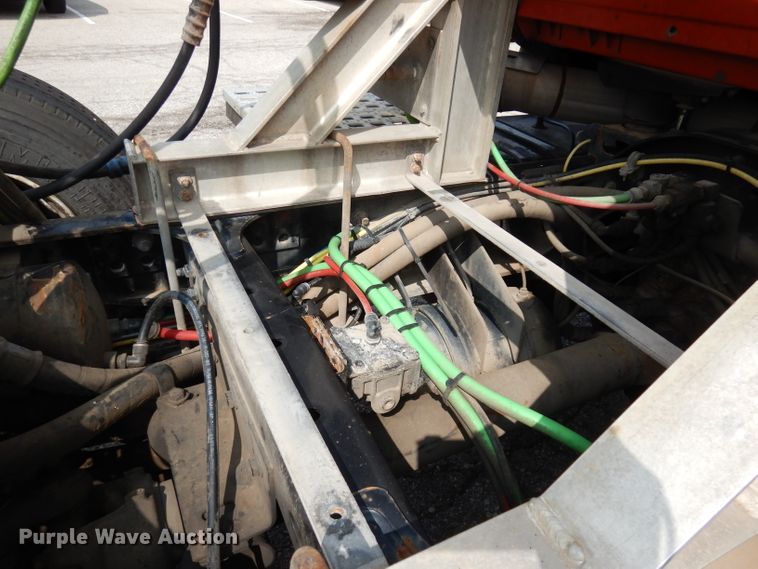 image for item DJ6770 2003 Sterling LT9500  Semi truck